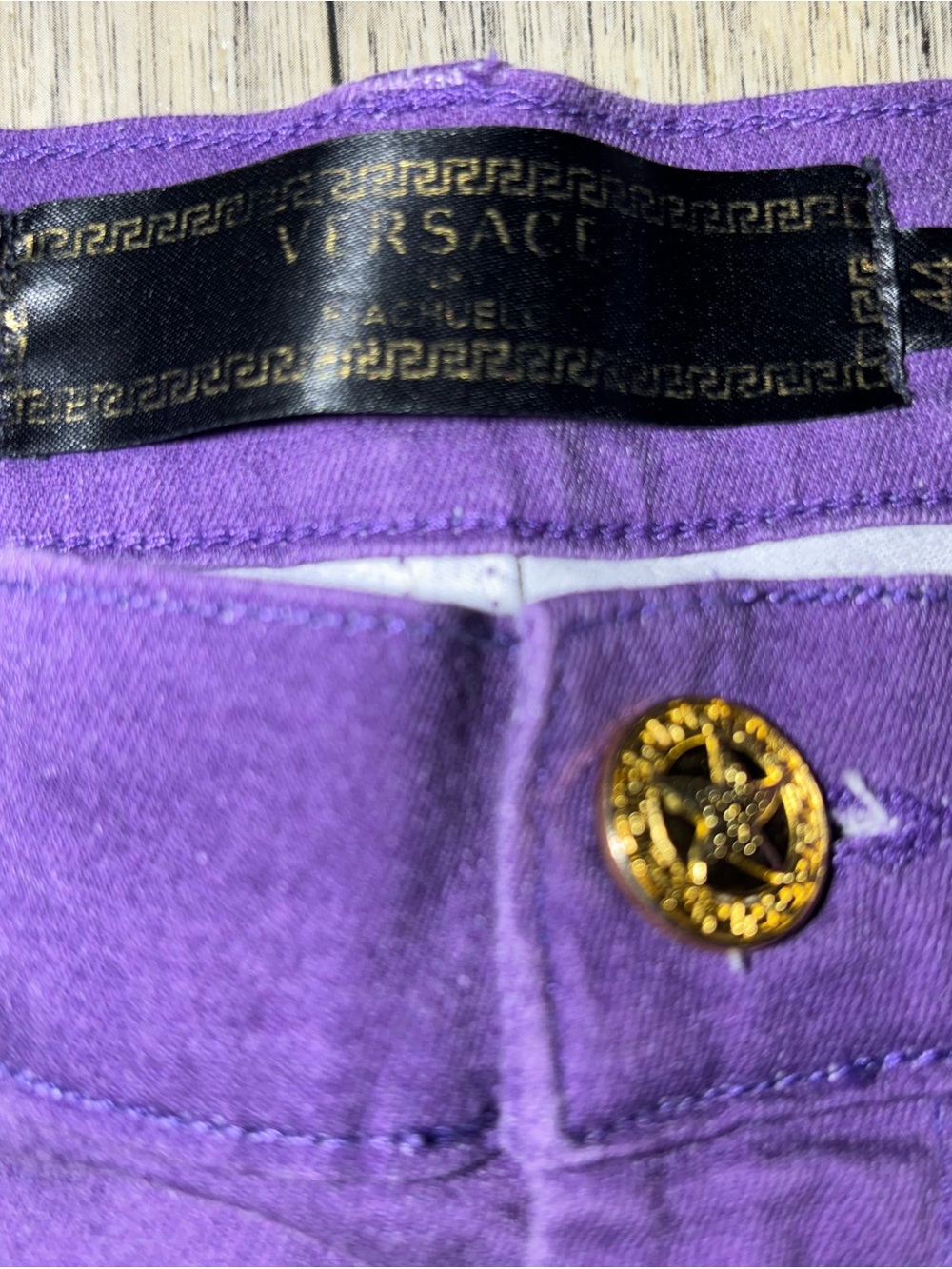 Versace Purple High-Waist Jeans with Gold Medusa Button - Picture 7 of 7